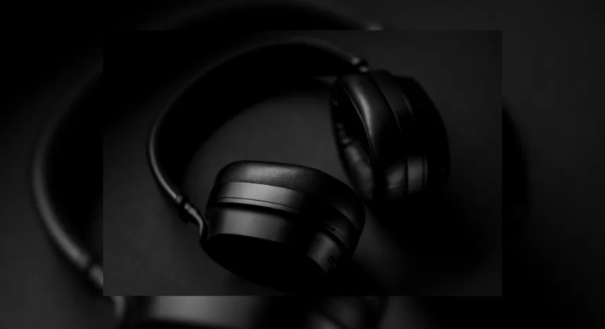 Top Gaming Headsets with Best Audio and Long Battery Life ǀ SteelSeries