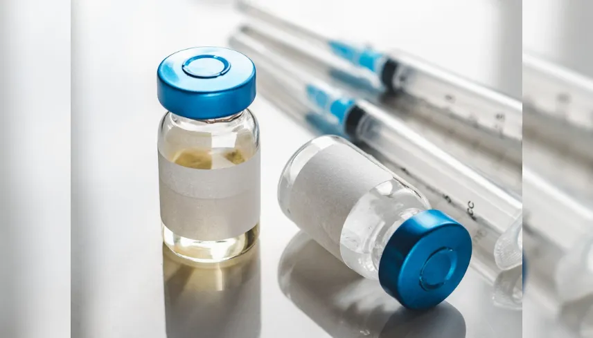 MEDVi vs Traditional Weight Loss Clinics: Which Is Better?